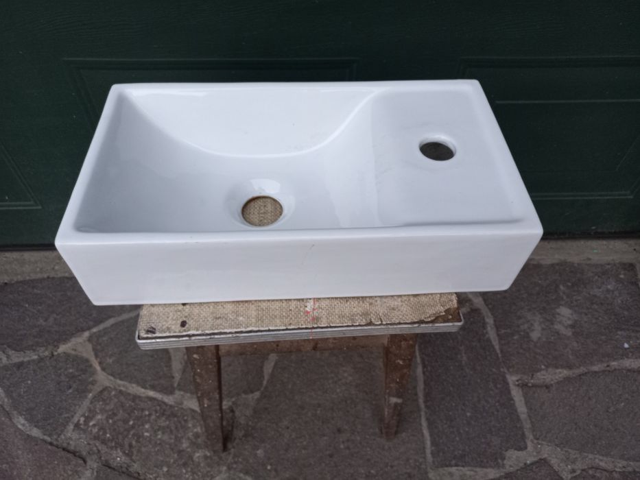 Mini umywalka używana