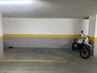 Parqueamento | Estacionamento | Garagem | LOURES (centro)