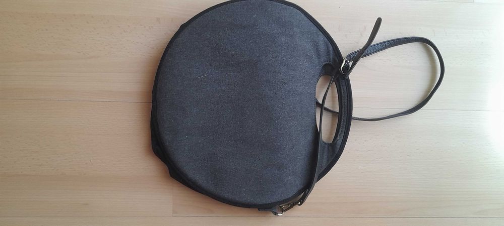 Okrągła torebka przez ramię lub do ręki