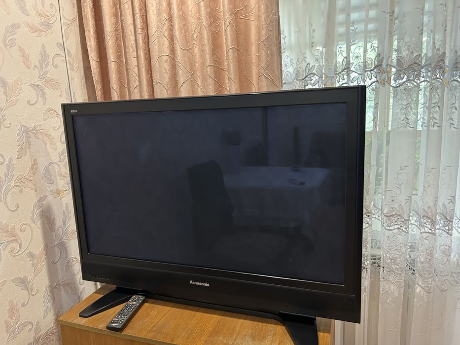 Телевізор Panasonic 42 дюйми