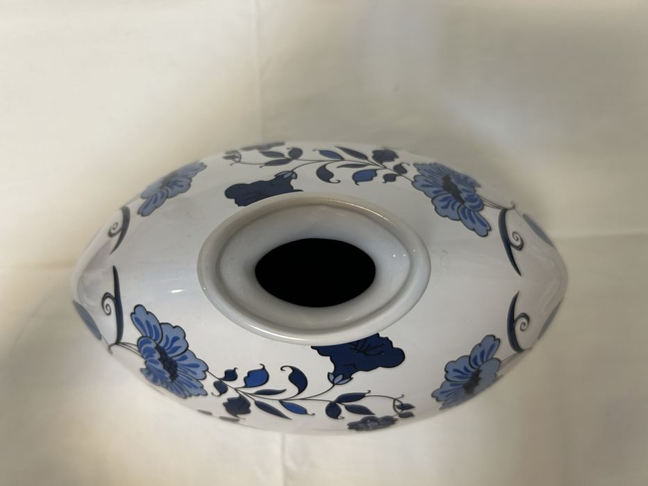 Керамічна ваза ручноі роботи