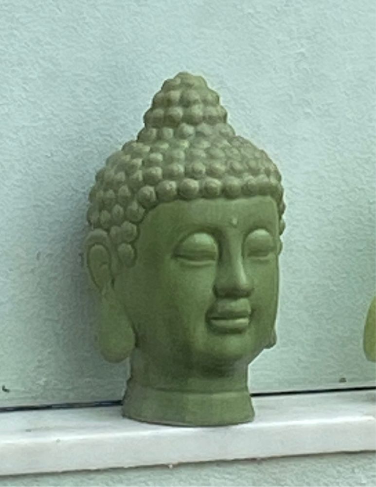 Buda de ceramica medio