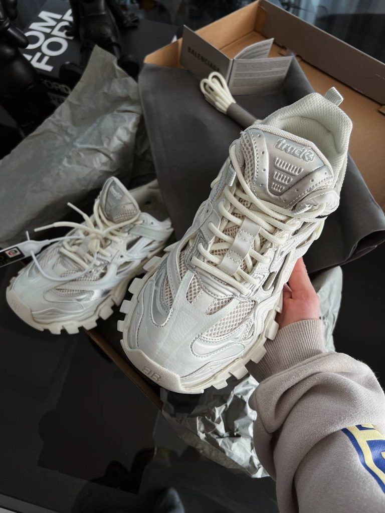 Balenciaga Track