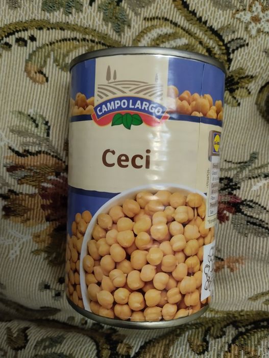 Нут консервированный в металлических баночках