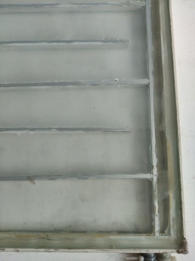 Płyta chłodząca wodą ze szkła