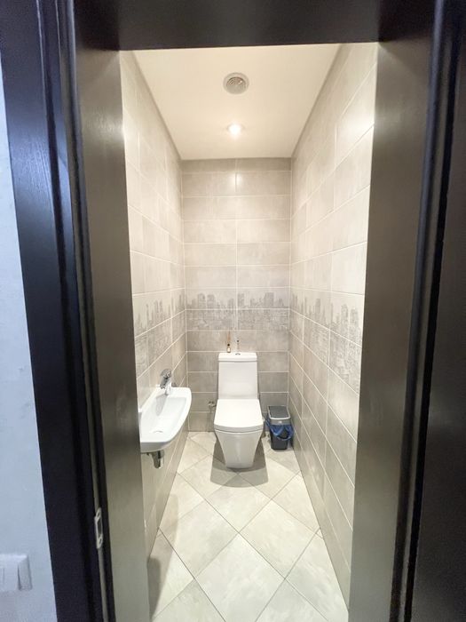 Від власника. Оренда квартири Севастопільська площа, є генератор.