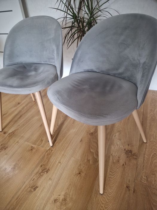 Стільчик велюровий