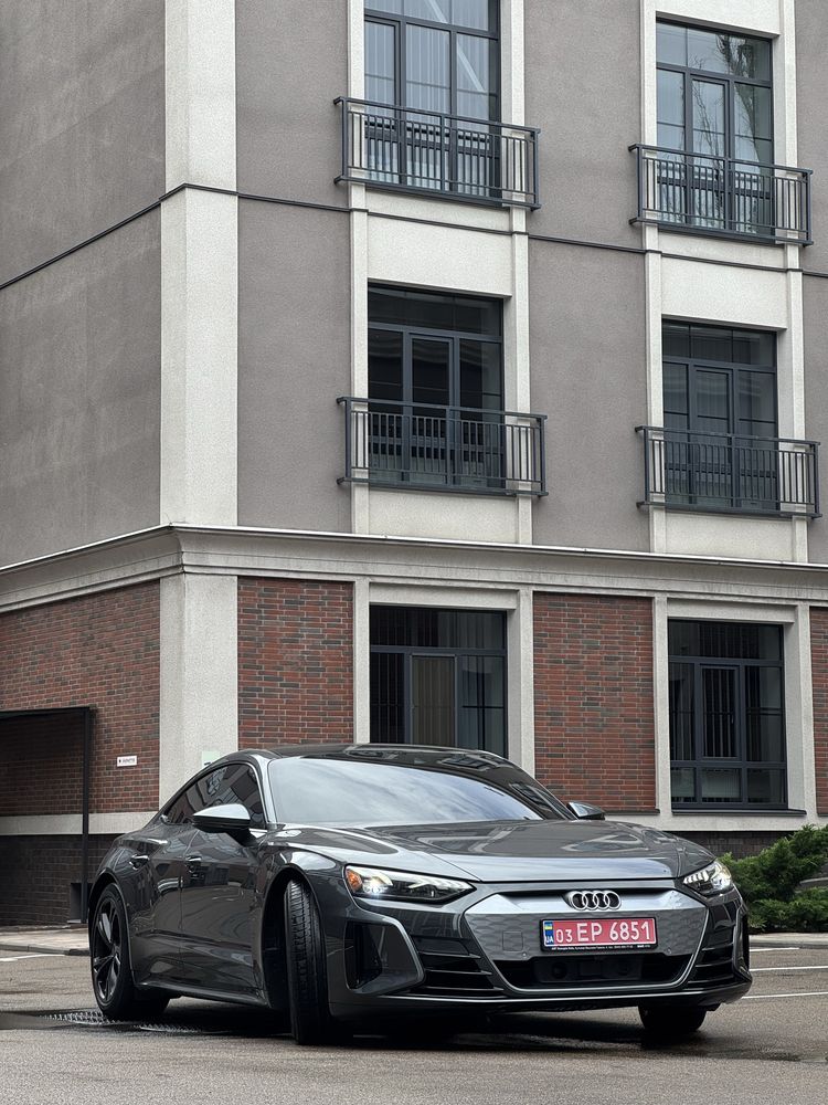 Продам Audi E-Tron Gt 2022