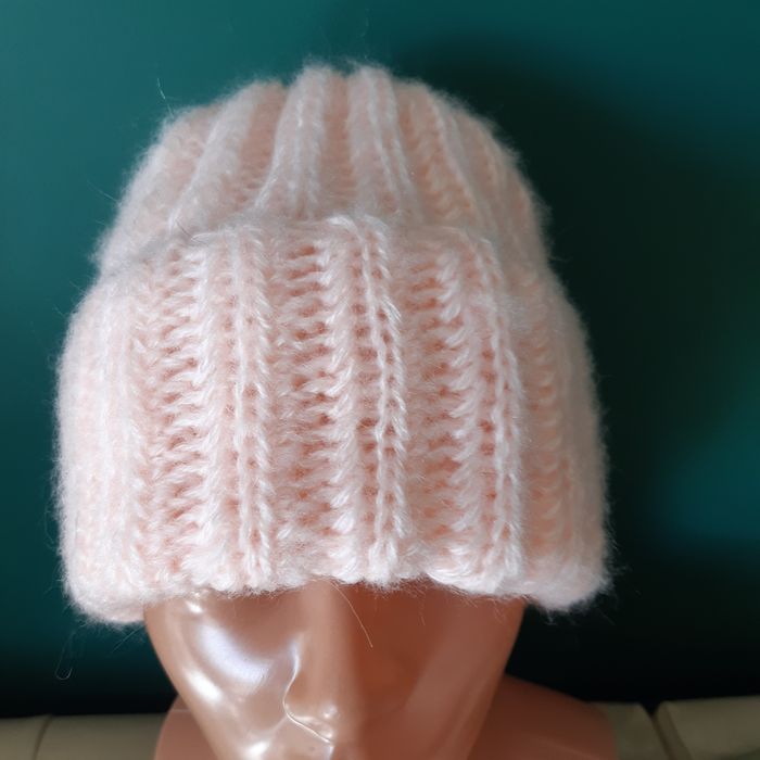 Czapka zimowa szydełkowa pudrowy róż handmade