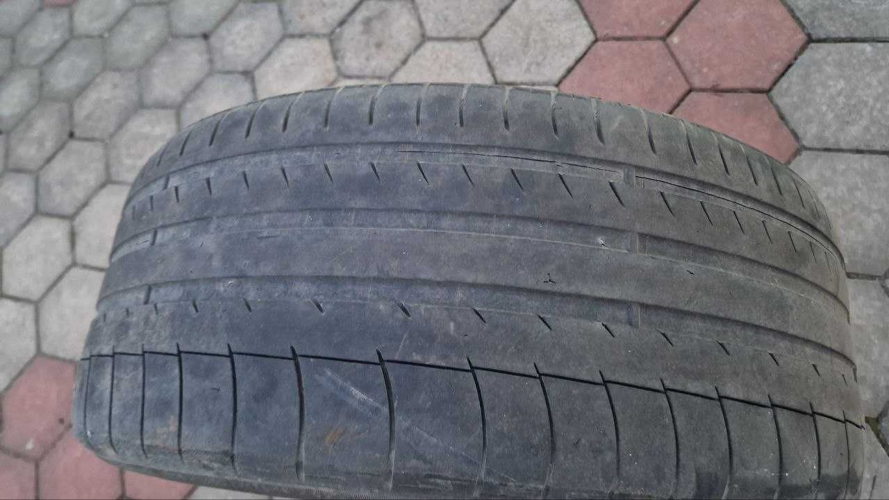 Резина Michelin Pilot Sport 235x45R17 одиночка