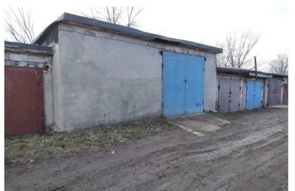 Гараж великий і просторий, вартість договірна!