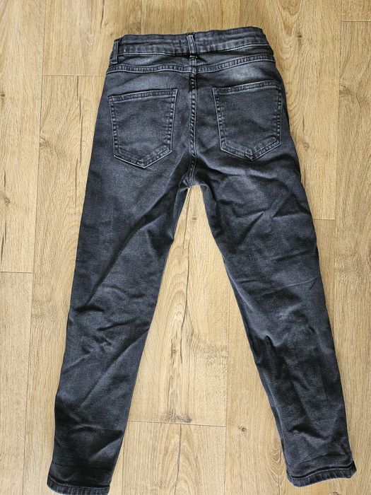 Spodnie jeansy Reserved rozmiar 140 cm.