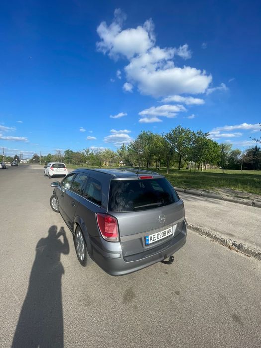 Продам Opel Astra H бляха