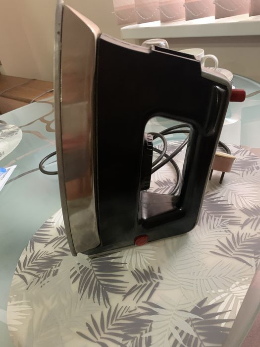 Продам праску(утюг) в робочому стані