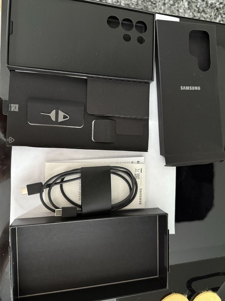 Samsung galaxy S23 ultra 256GB , nowy wyswietlacz , praktycznie nowy t