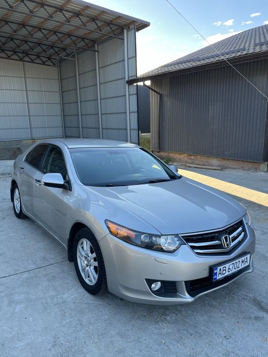 Хонда Акорд 2.0 Автомат
