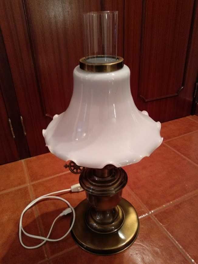 Candeeiro em latão/vidro