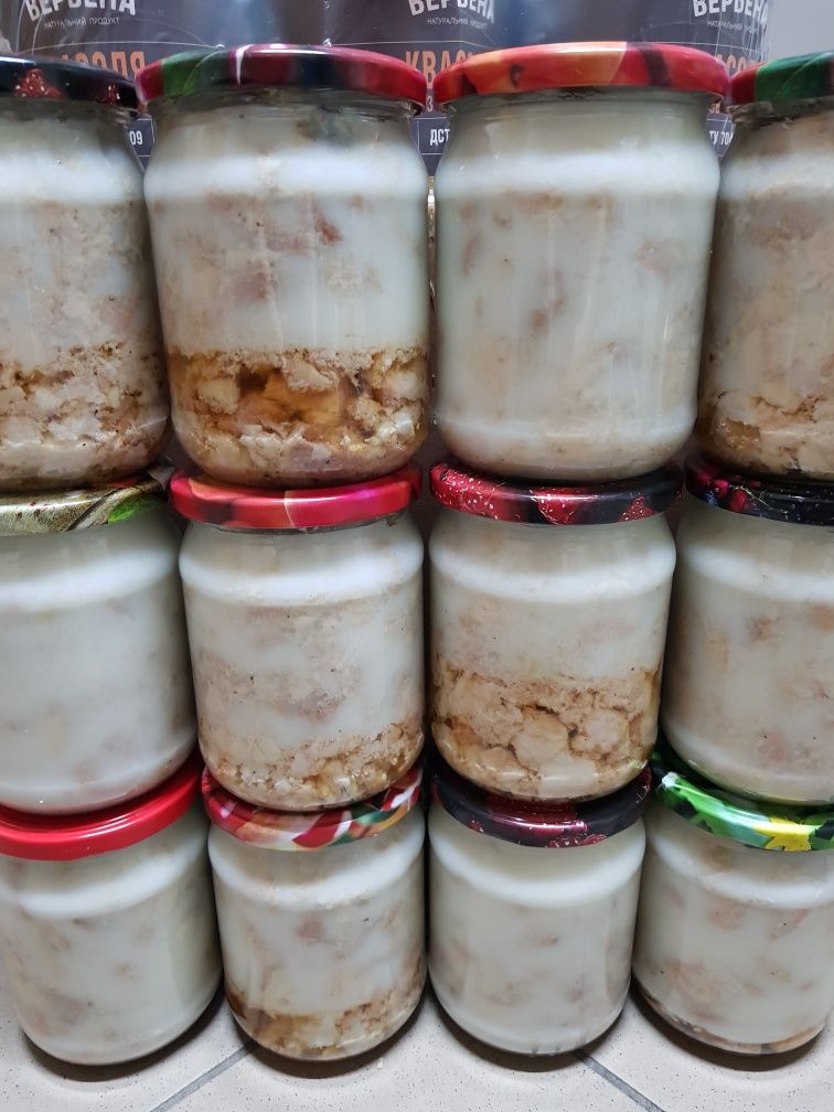 Тушонка домашня куряча,свинна , паштет ,гречка, шкварки0.5л.