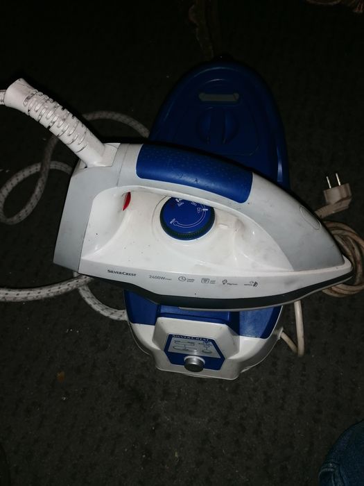 Ferro de engomar Silver Cresp com caldeira