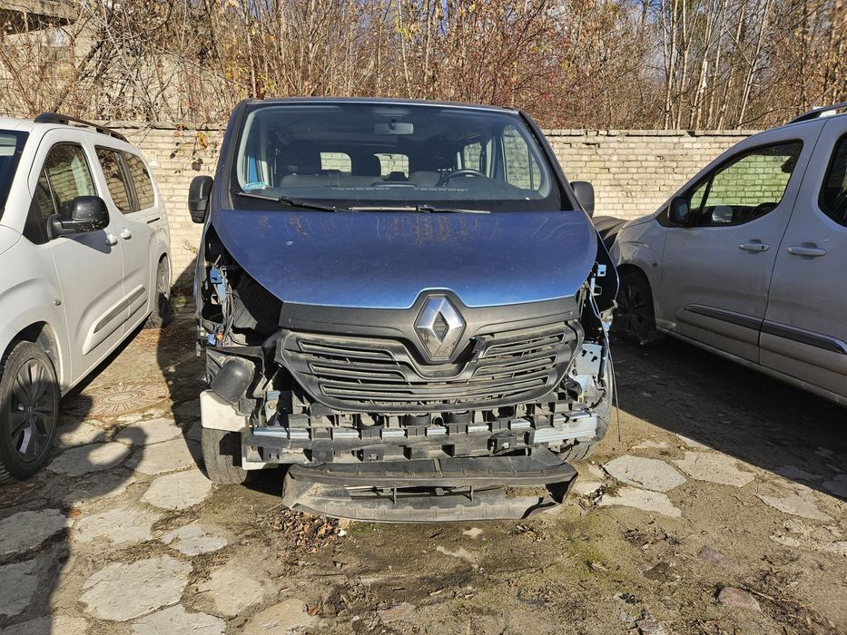 Renault Trafic Traffic osprzęt nowy