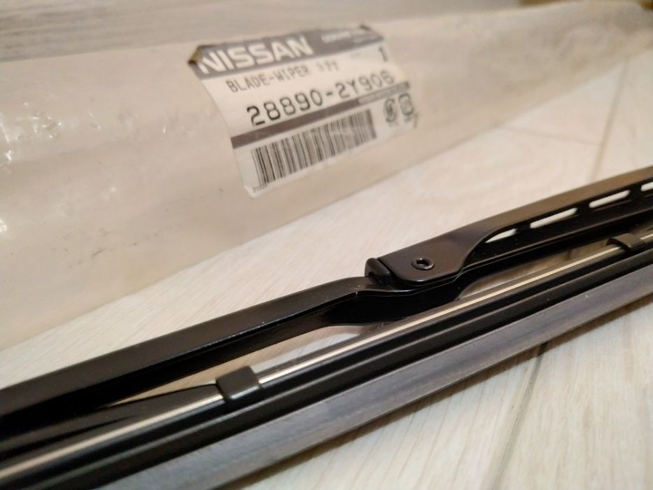 Дворник каркасный. Щетки стеклоочистителя NISSAN 288902Y906 wiper bl