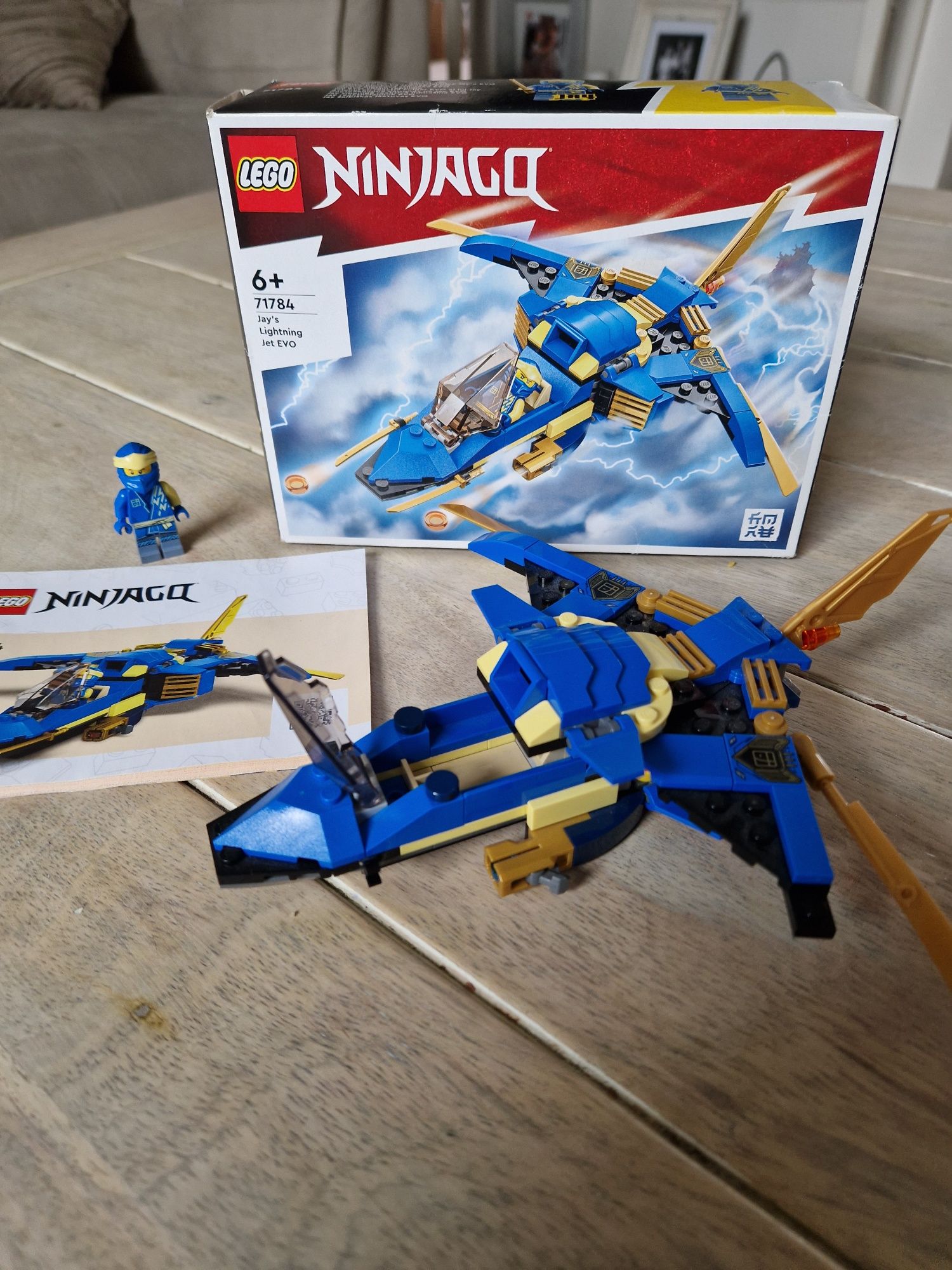 Zestaw Lego ninjago odrzutowiec 6+