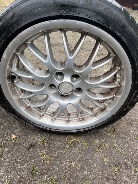 Комплект литих дисків R17 з резиною