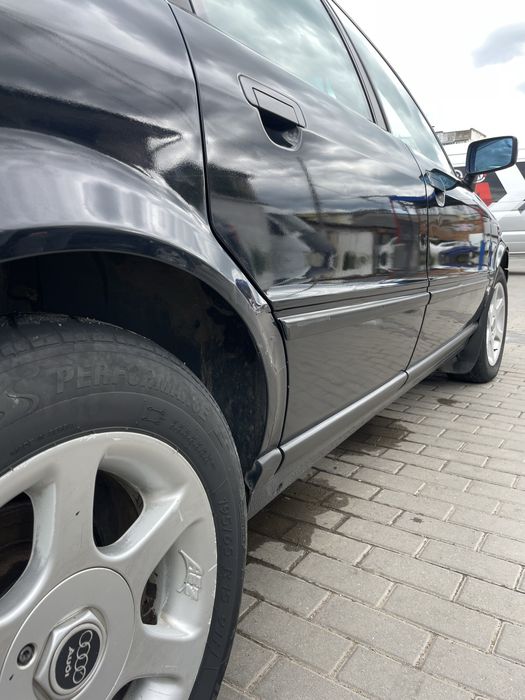 Продам Audi 80 b4 1993