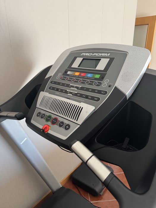 Passadeira de corrida PRO-FORM Endurance S7