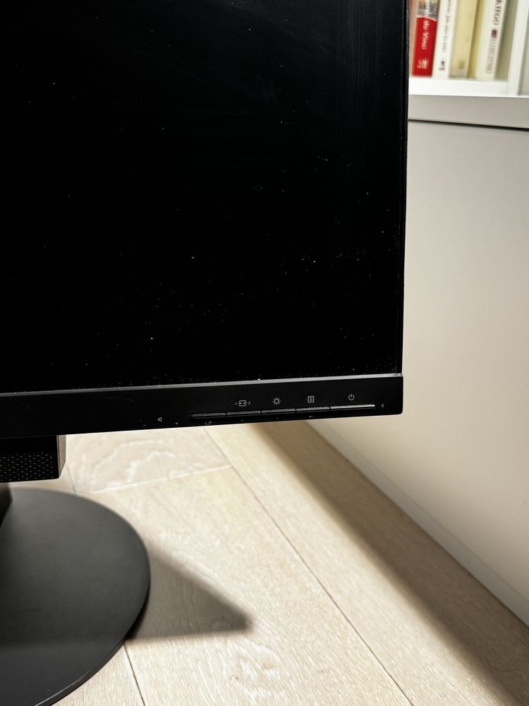 Monitor Lenovo ThinkCentre 21.5 cala