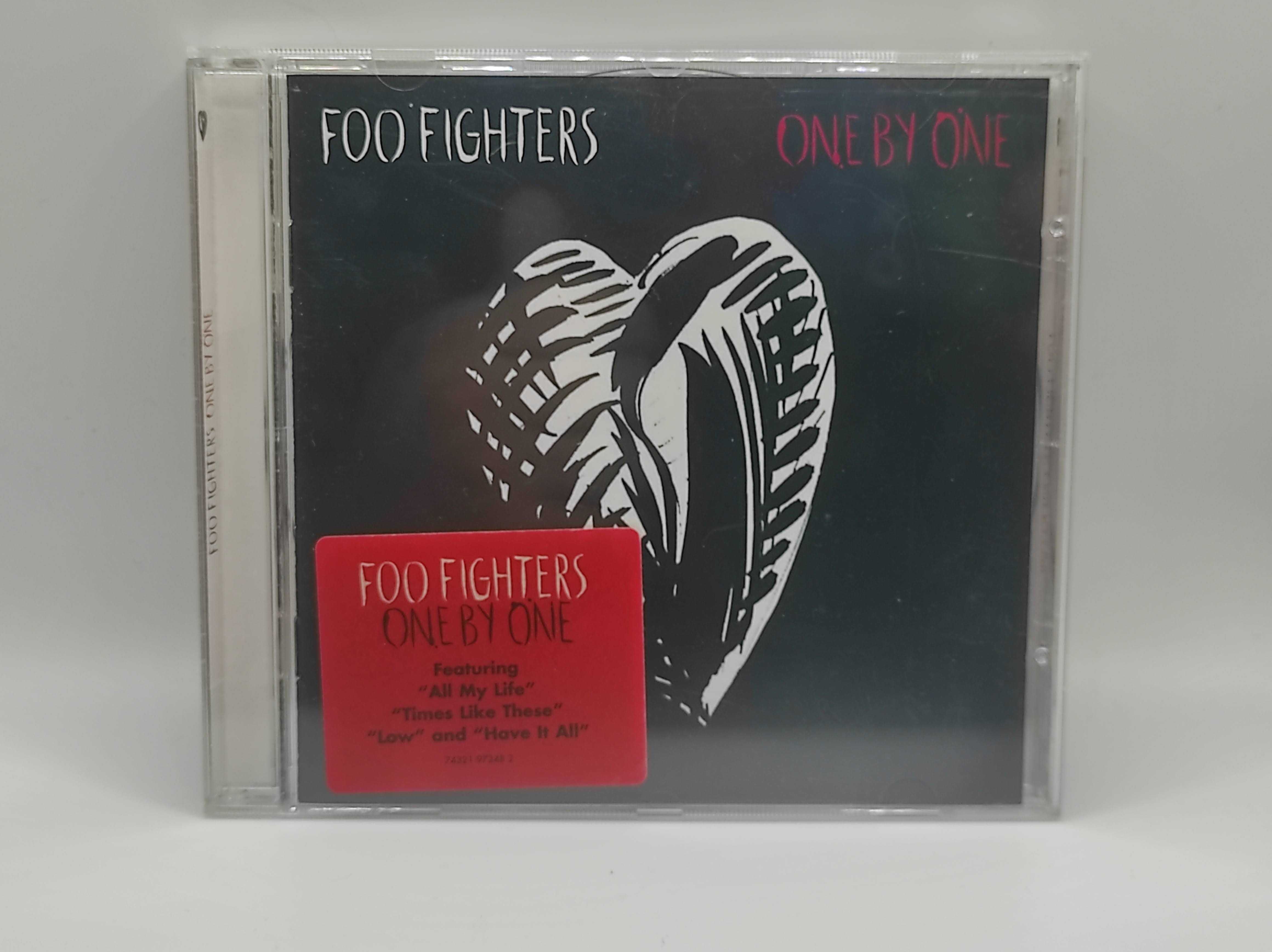 CD Audio Foo Fighters one by one