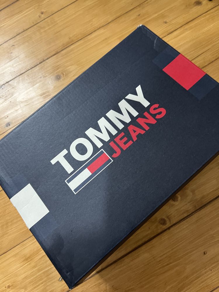 Кроссовки Tommy Jeans
