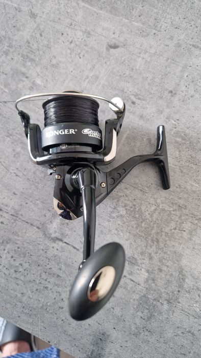 Kołowrotek spinningowy