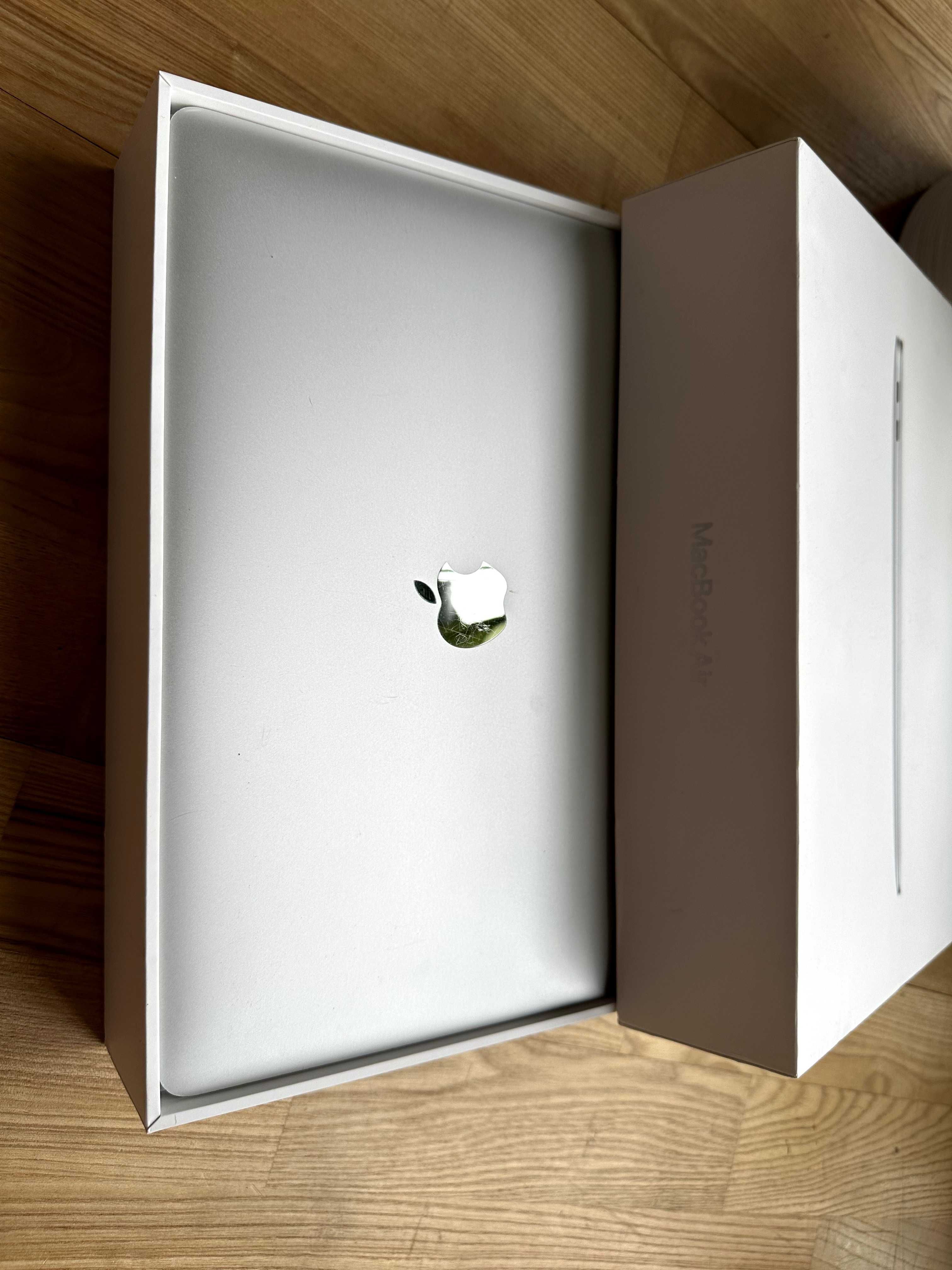 MacBook Air 13,3 A2179, 2020 i7 16GB/512GB