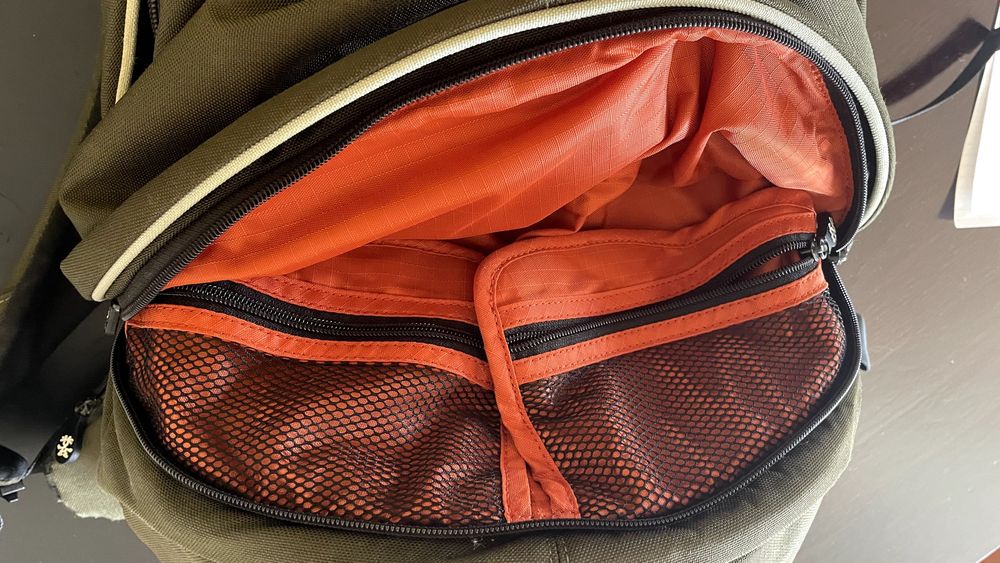 Mochila Topo de Gama da Marca Crumpler - Fotografia + Portátil/Tablet