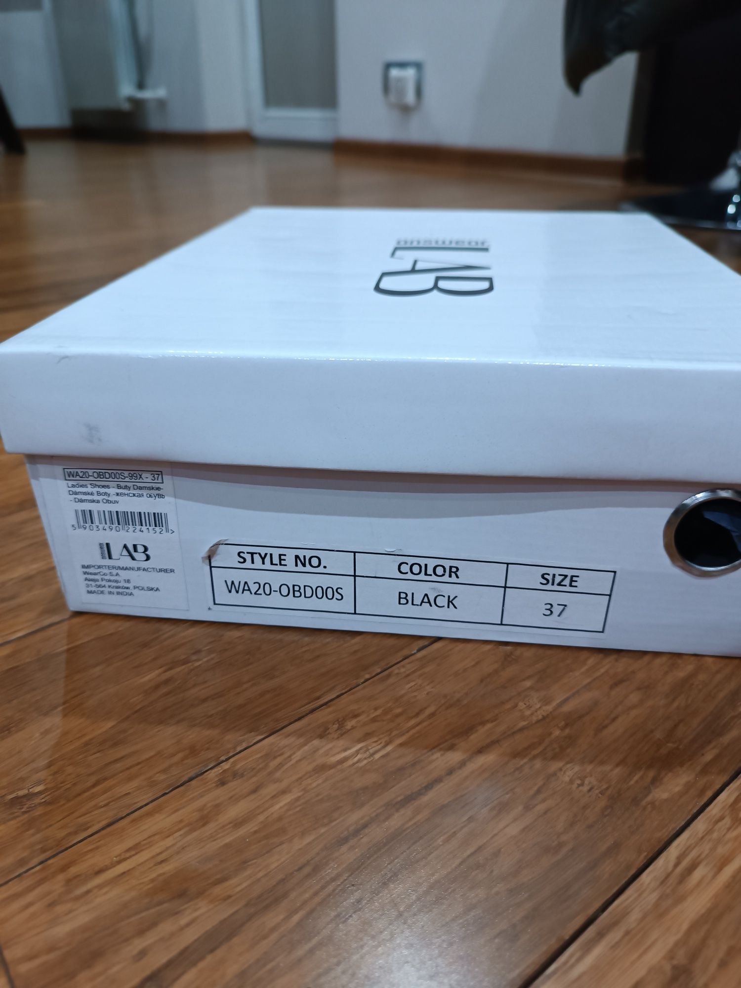 Czarne botki r.37-Answear Lab