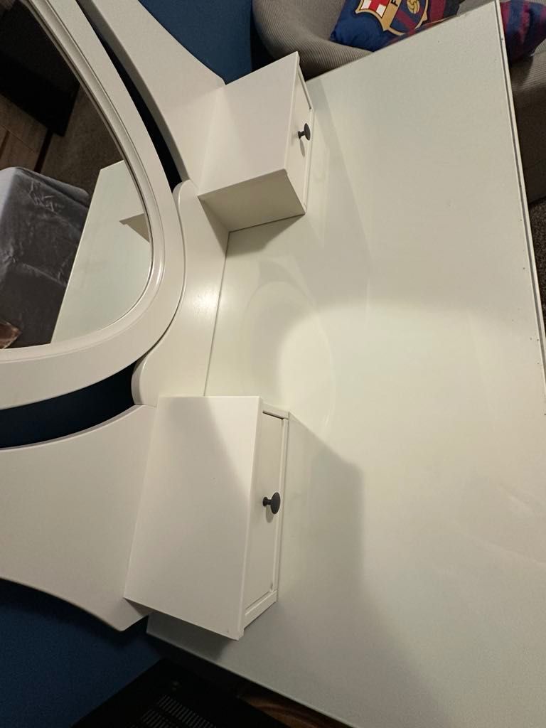 Toaletka Ikea biała hemnes