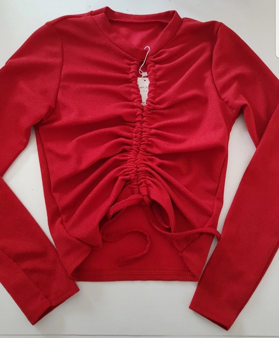 Top vermelho franzido novo