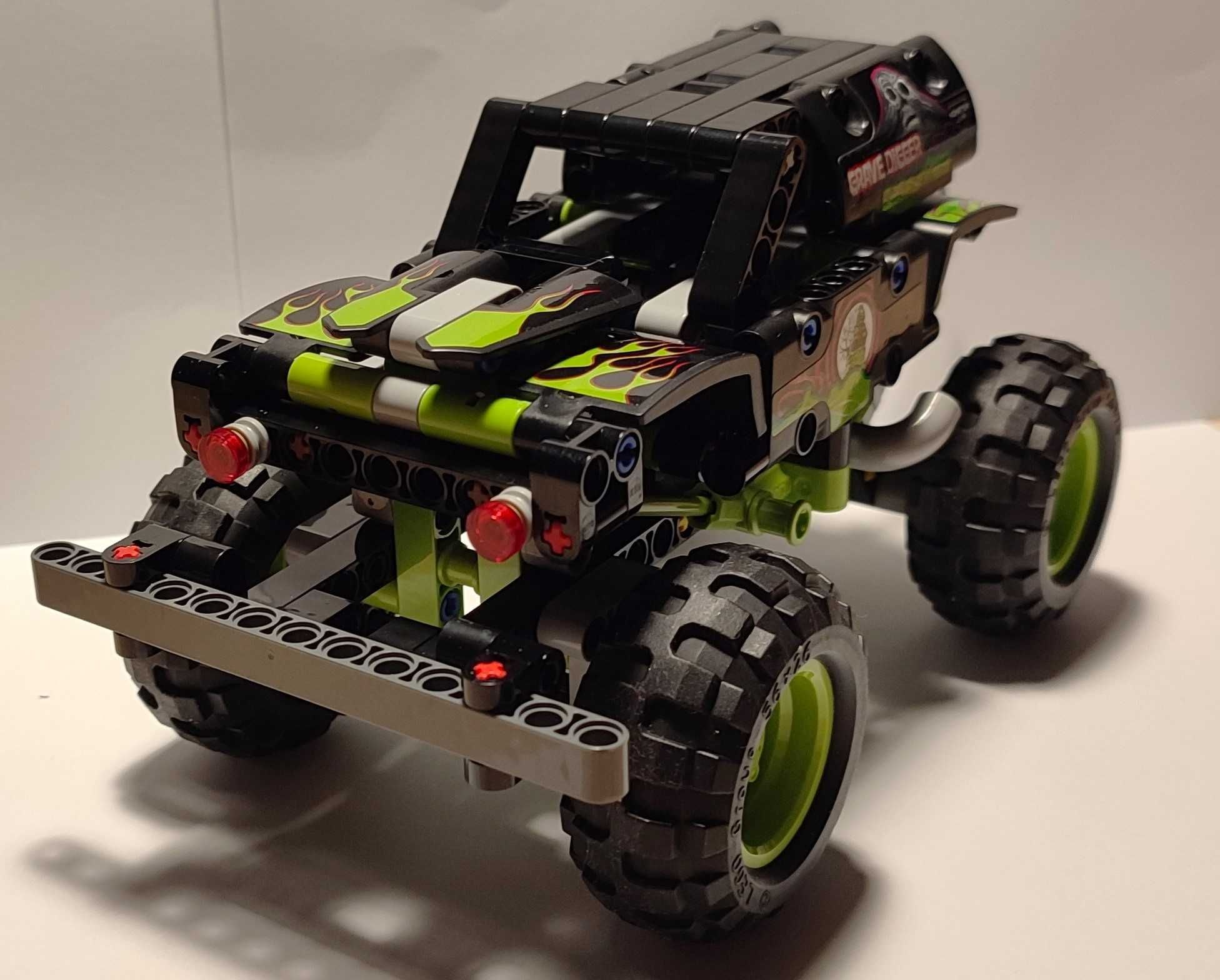 LEGO TECHNIC 42118 Monster Jam Grave Digger z napędem