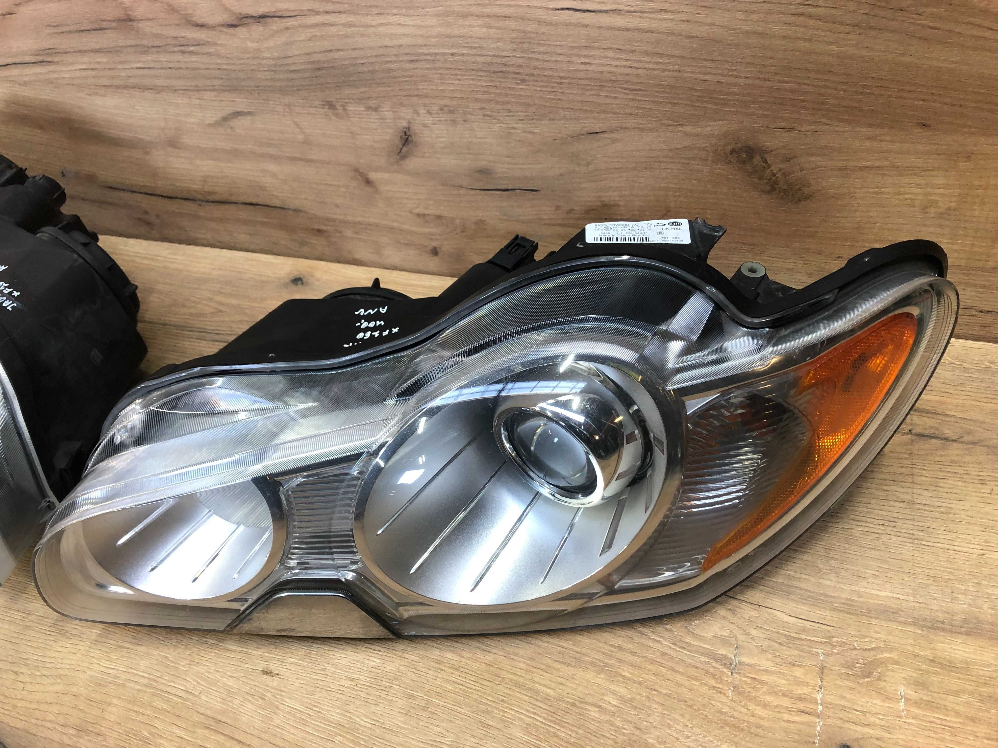 Lampa/reflektor przedni lewy prawy Jaguar XF 250