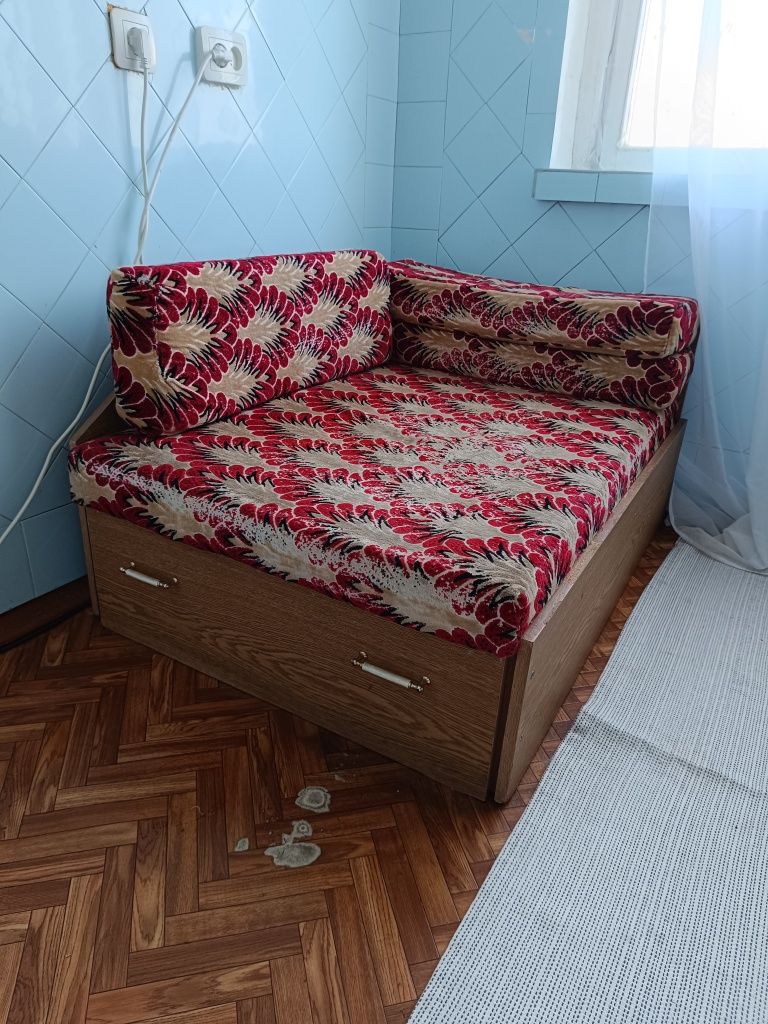 Диван малютка, тахта, софа