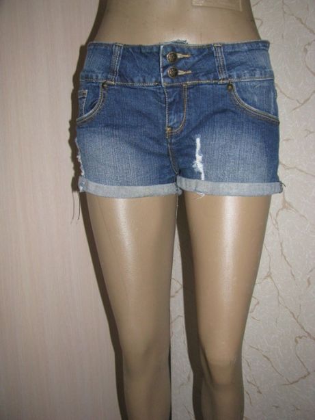 Шорты джинсовые M-L размер евро 12 женские