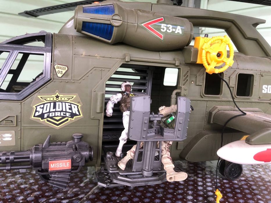 Вертолет большой