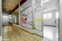 Loja R/C com 39m², em Selho (São Jorge), Guimarães