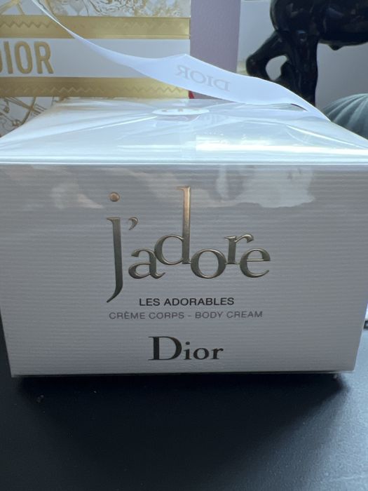 Продам крем для тіла і олійку Dior jadore