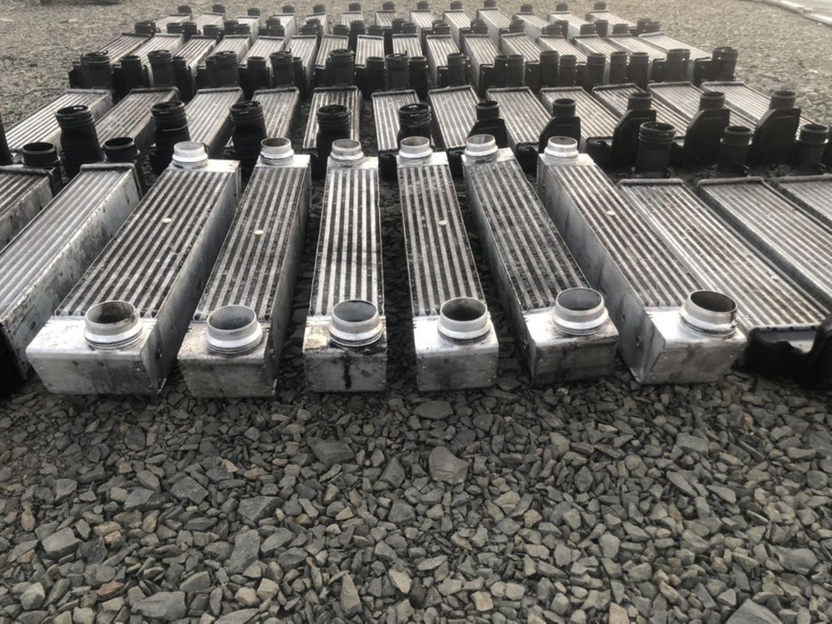 Продам Радіатор Інтеркулера на Бмв Е39 Е46 Е60 Радиатор Интеркулер