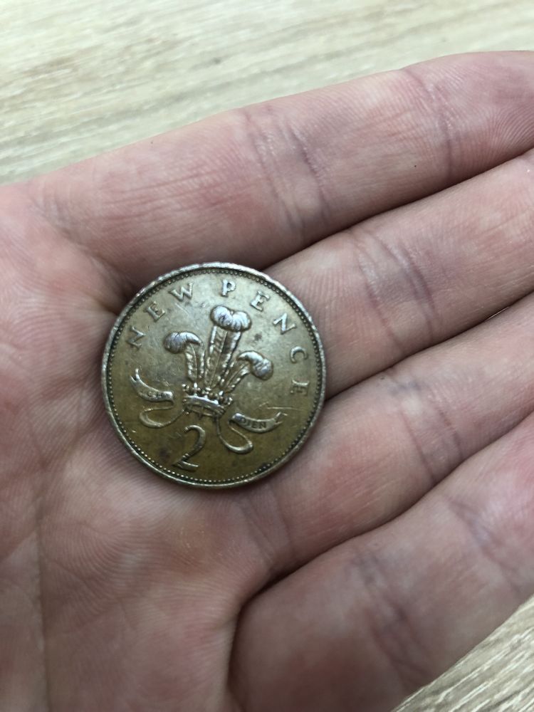 Монета Великобританії New Pence 2 1975p. Бронза