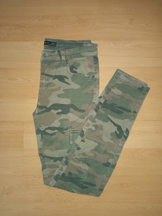 Amisu spodnie 38 M moro bojówki kieszonki army