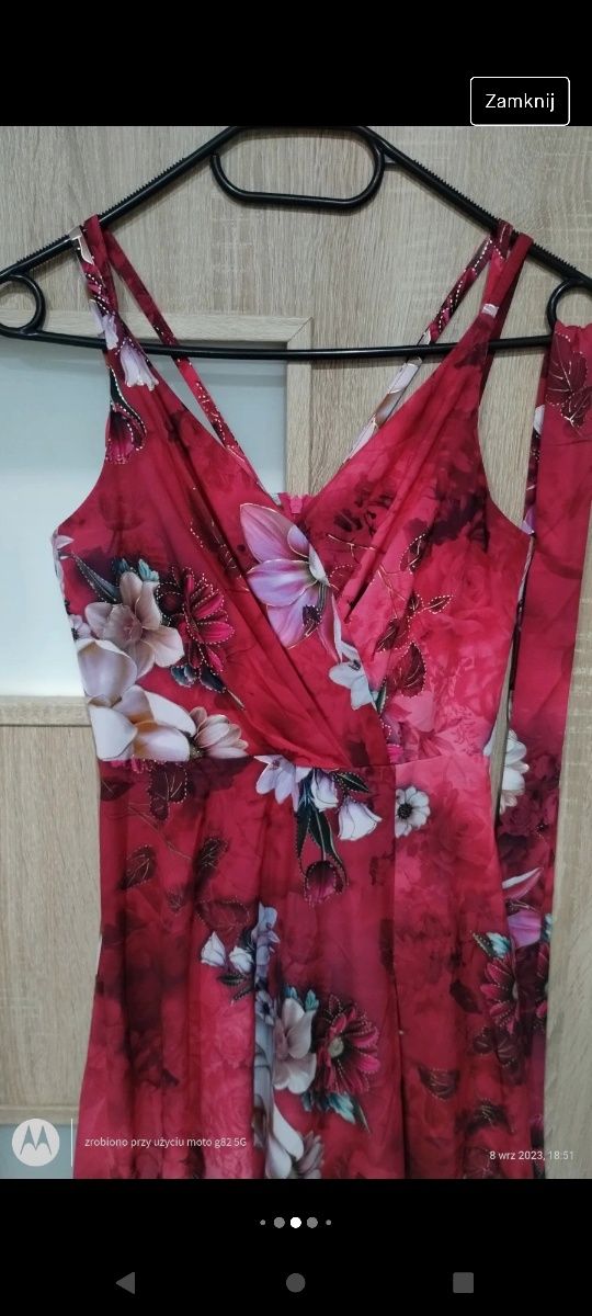 Czerwona długa sukienka w kwiatki Elizabeth Collection rozmiar 32