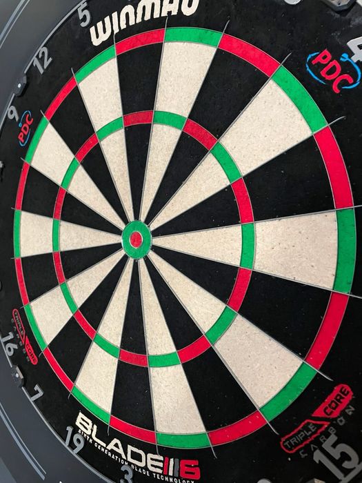 Winmau Blade 6 Triple Core
